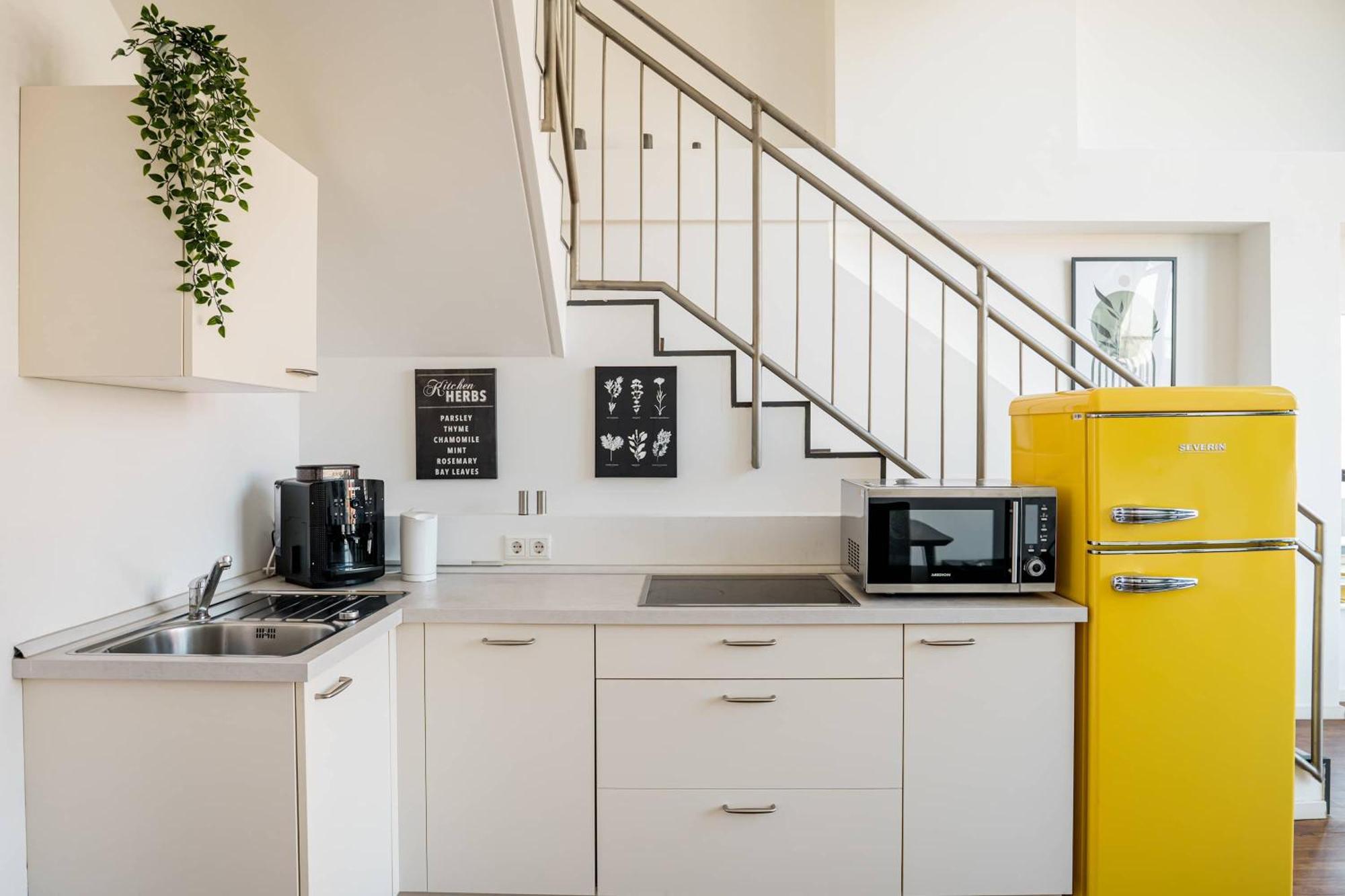 Appartamento Fantastic Loft With Balcony Berlino Esterno foto